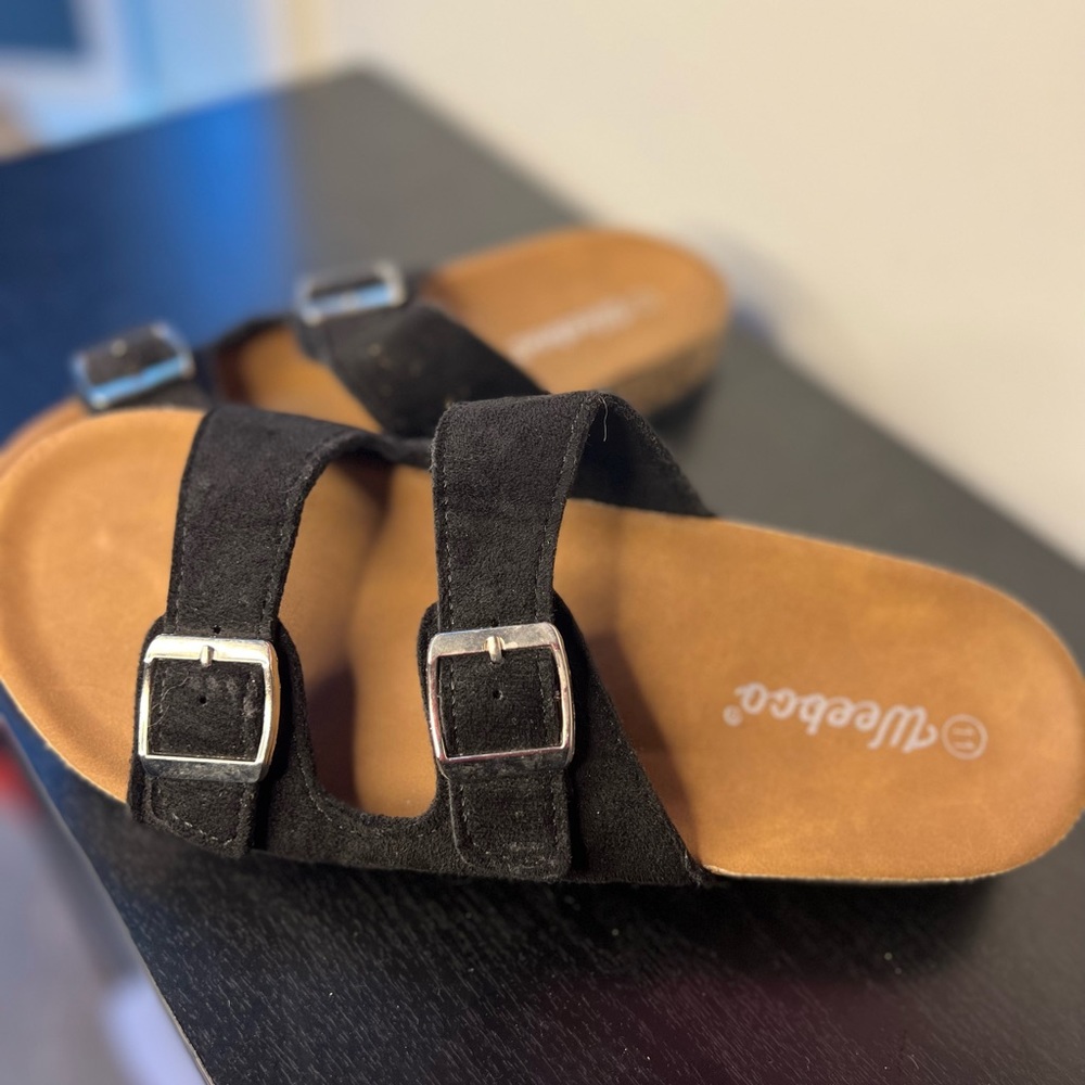 Sandal